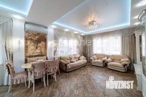 Коттедж 205м², 2-этажный, участок 12 сот.  