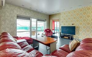 Дом 240м&sup2;, 1-этажный, участок 240 сот.  