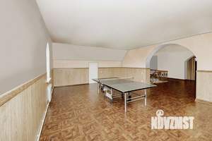 Коттедж 390м², 3-этажный, участок 18 сот.  