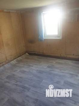 Дом 40м&sup2;, 2-этажный, участок 6 сот.  