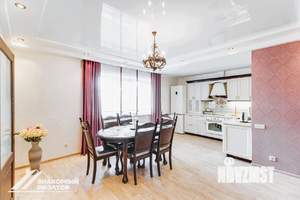 Коттедж 146м&sup2;, 2-этажный, участок 10 сот.  