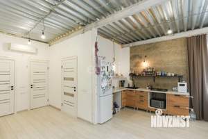 Дом 151м&sup2;, 2-этажный, участок 9 сот.  