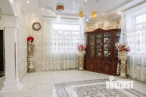 Дом 280м², 2-этажный, участок 6 сот.  