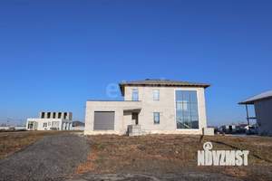 Дом 217м&sup2;, 2-этажный, участок 14 сот.  