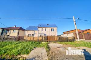 Дом 240м², 3-этажный, участок 10 сот.  