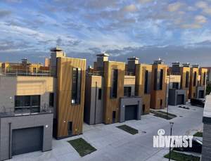 Таунхаус 233м&sup2;, 2-этажный, участок 2 сот.  