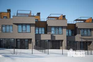 Таунхаус 133м&sup2;, 2-этажный, участок 1 сот.  