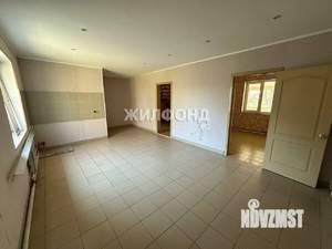 Дом 218м&sup2;, 2-этажный, участок 18 сот.  