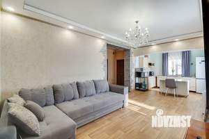 Дом 121м&sup2;, 2-этажный, участок 10 сот.  