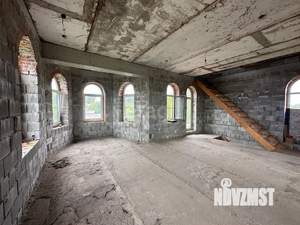 Дом 242м&sup2;, 3-этажный, участок 12 сот.  