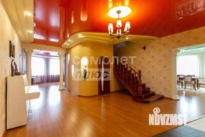 Коттедж 338м&sup2;, 2-этажный, участок 12 сот.  