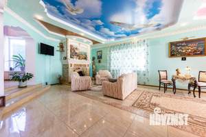 Дом 390м&sup2;, 3-этажный, участок 18 сот.  