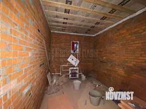 Дом 90м&sup2;, 2-этажный, участок 10 сот.  