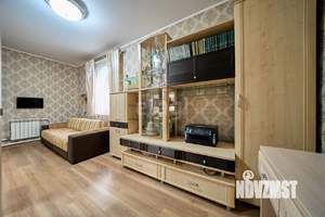 Дом 130м², 3-этажный, участок 6 сот.  