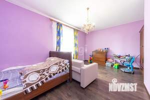 Дом 250м², 2-этажный, участок 10 сот.  