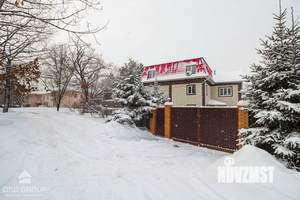 Дом 295м&sup2;, 3-этажный, участок 10 сот.  