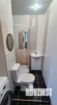 Дом 80м&sup2;, 2-этажный, участок 7 сот.  