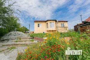 Дом 150м&sup2;, 3-этажный, участок 6 сот.  