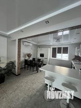 Коттедж 162м&sup2;, 2-этажный, участок 10 сот.  