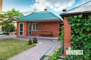 Коттедж 258м&sup2;, 2-этажный, участок 10 сот.  