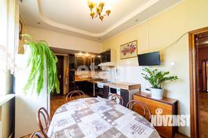 Дом 251м², 2-этажный, участок 15 сот.  