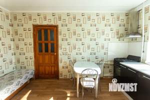 Дом 66м&sup2;, 2-этажный, участок 8 сот.  