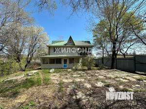 Дом 218м², 2-этажный, участок 18 сот.  