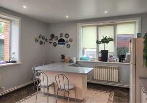 Дом 295м&sup2;, 2-этажный, участок 295 сот.  