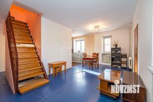 Дом 238м&sup2;, 4-этажный, участок 10 сот.  