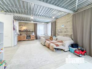 Дом 151м&sup2;, 2-этажный, участок 9 сот.  