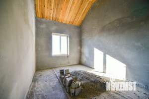 Дом 460м&sup2;, 3-этажный, участок 5 сот.  