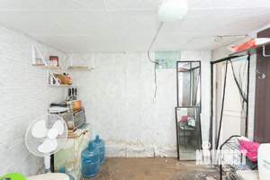 Дом 10м&sup2;, 1-этажный, участок 4 сот.  