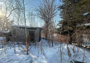 Дом 60м&sup2;, 2-этажный, участок 60 сот.  