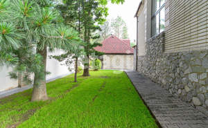 Дом 450м², 3-этажный, участок 10 сот.  