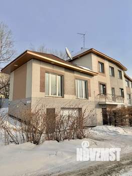 Коттедж 385м&sup2;, 3-этажный, участок 5 сот.  