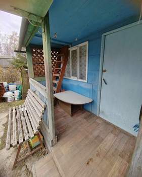 Дом 20м&sup2;, 2-этажный, участок 20 сот.  