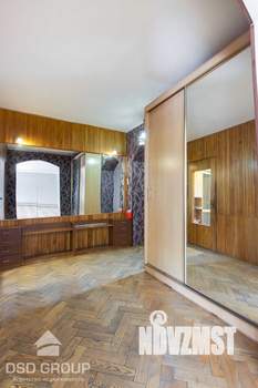 Дом 307м&sup2;, 2-этажный, участок 10 сот.  