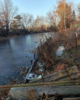 Дом 20м&sup2;, 1-этажный, участок 20 сот.  