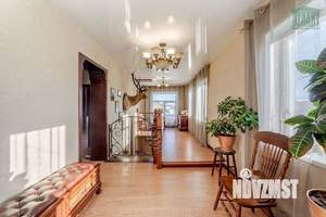 Коттедж 250м², 2-этажный, участок 7 сот.  