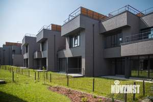 Таунхаус 133м&sup2;, 2-этажный, участок 1 сот.  