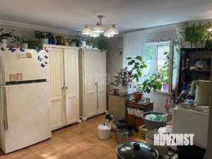 Дом 236м², 3-этажный, участок 10 сот.  