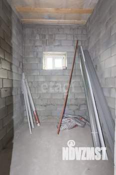 Дом 100м&sup2;, 1-этажный, участок 9 сот.  