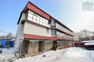 Дом 463м&sup2;, 3-этажный, участок 6 сот.  