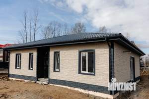 Коттедж 131м&sup2;, 1-этажный, участок 10 сот.  
