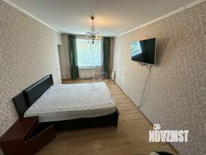 Дом 233м², 3-этажный, участок 10 сот.  