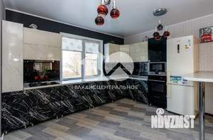 Дом 164м², 2-этажный, участок 16 сот.  