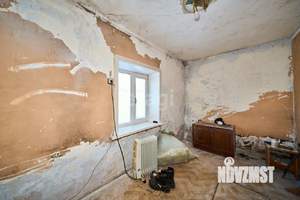 Дом 42м², 2-этажный, участок 10 сот.  
