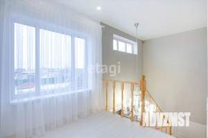 Дом 180м&sup2;, 2-этажный, участок 11 сот.  