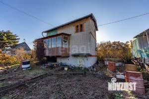 Дом 32м&sup2;, 2-этажный, участок 7 сот.  