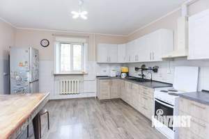 Дом 433м&sup2;, 2-этажный, участок 10 сот.  